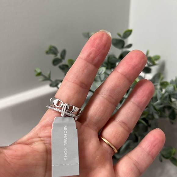 NWT Michael Kors Mercer Prestack silver tone size 8 - Picture 6 of 9